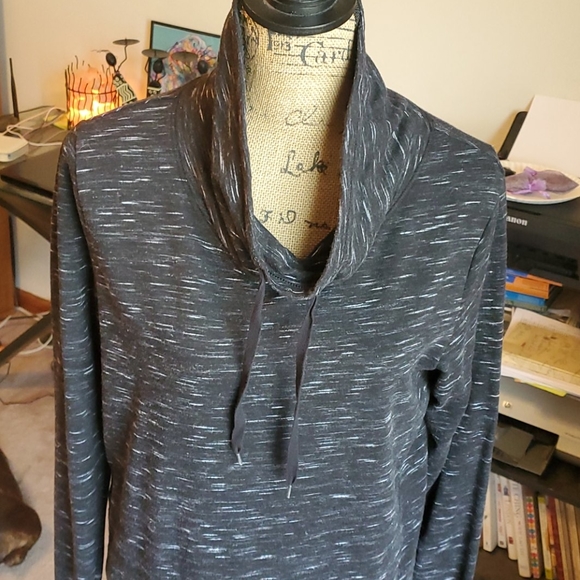 Cuddl Duds comforter size Medium cowlneck pullover - Picture 3 of 10